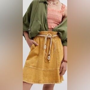 Anthropologie Pilcro Flounce mini skirt yellow size xs